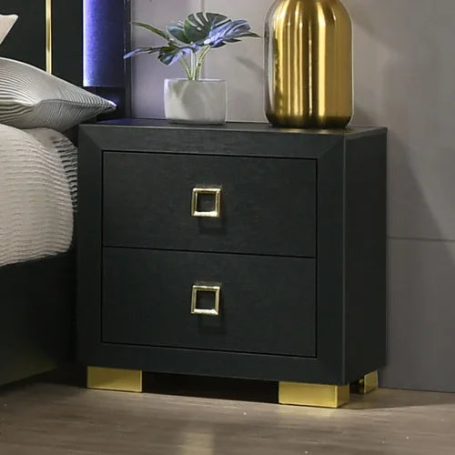Contemporary Engineered Wood Bedroom Set With Two Nightstands
